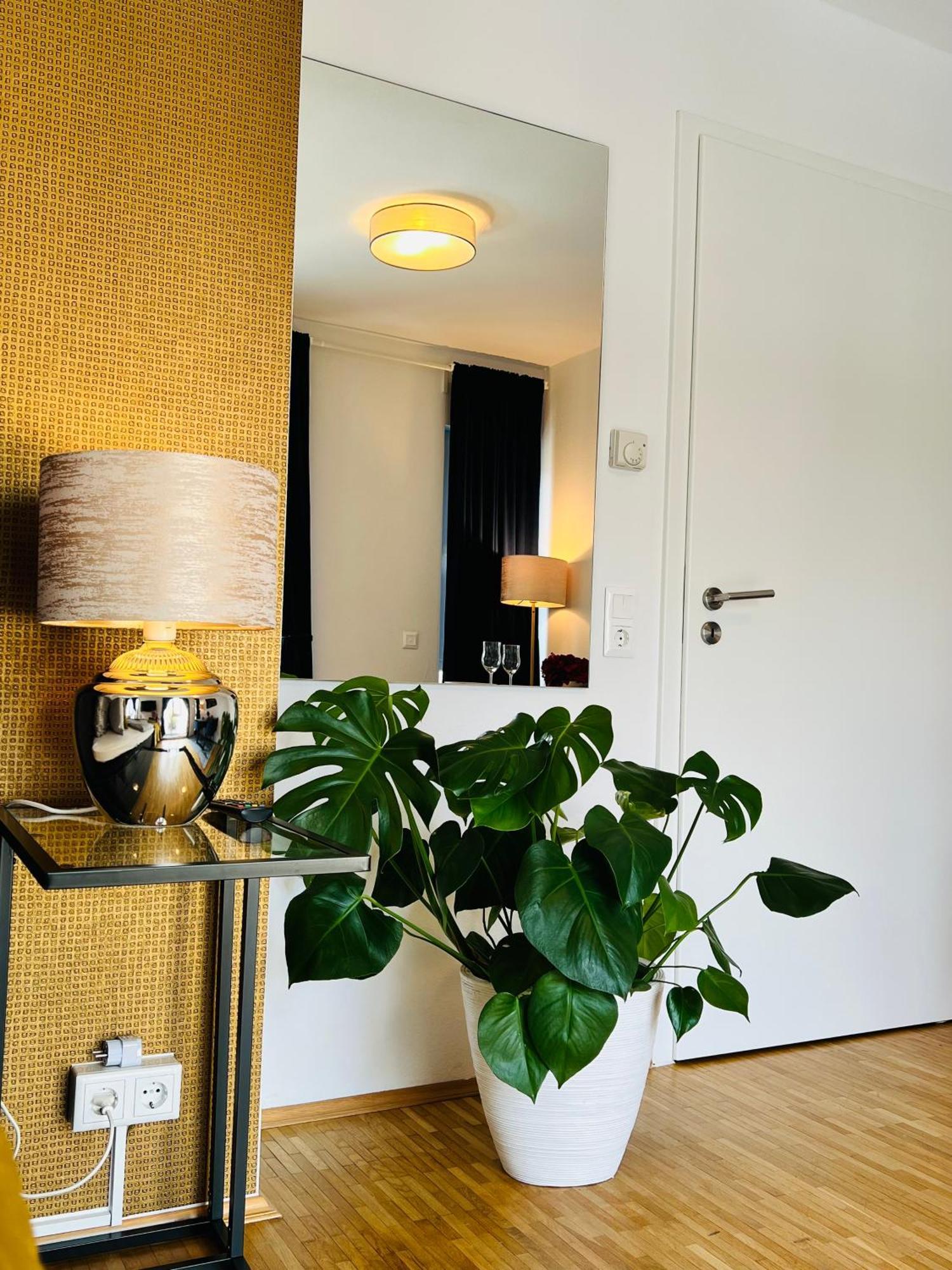 Moderne Wohnung Naehe Hbf-Lift-Tiefgarage-Contactless Check-In ฮันโนเวอร์ ภายนอก รูปภาพ